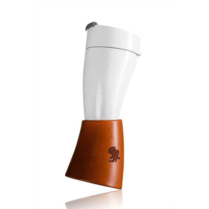 Isolierte Edelstahl-Kaffeetasse in Hornform