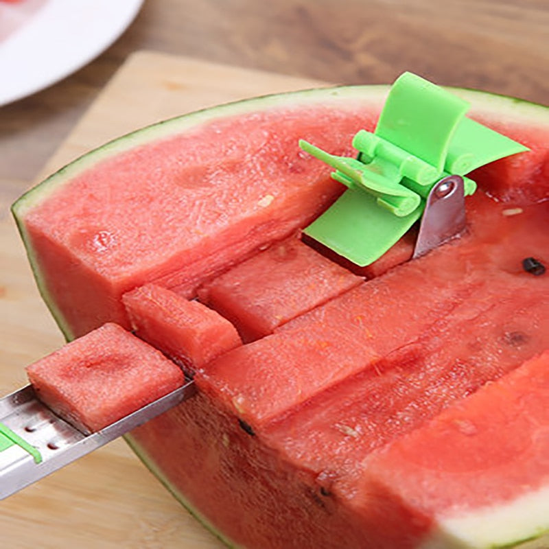Windmühlen-förmiger Wassermelonenschneider aus Kunststoff