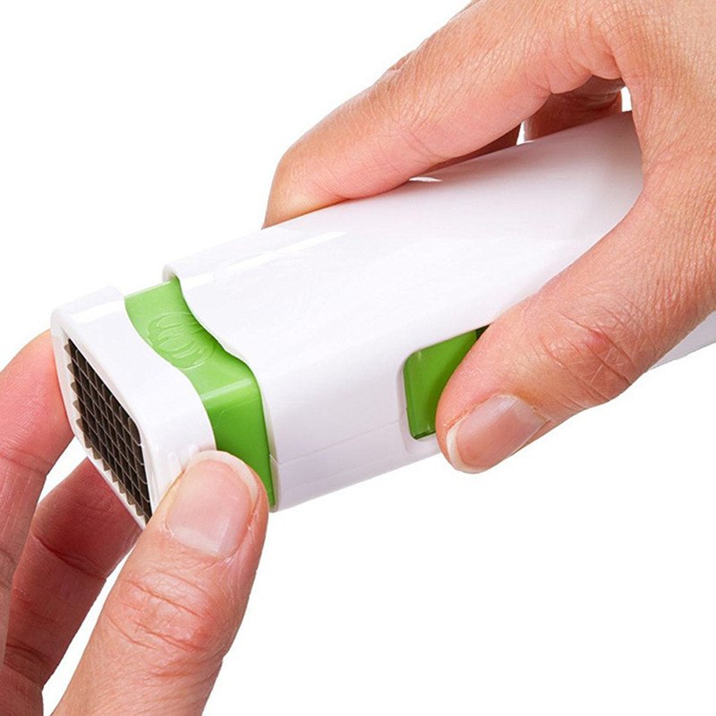 Handlicher Knoblauchschneider und -presser